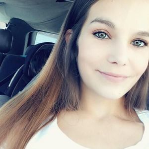 Meet your Posher, Jobeth